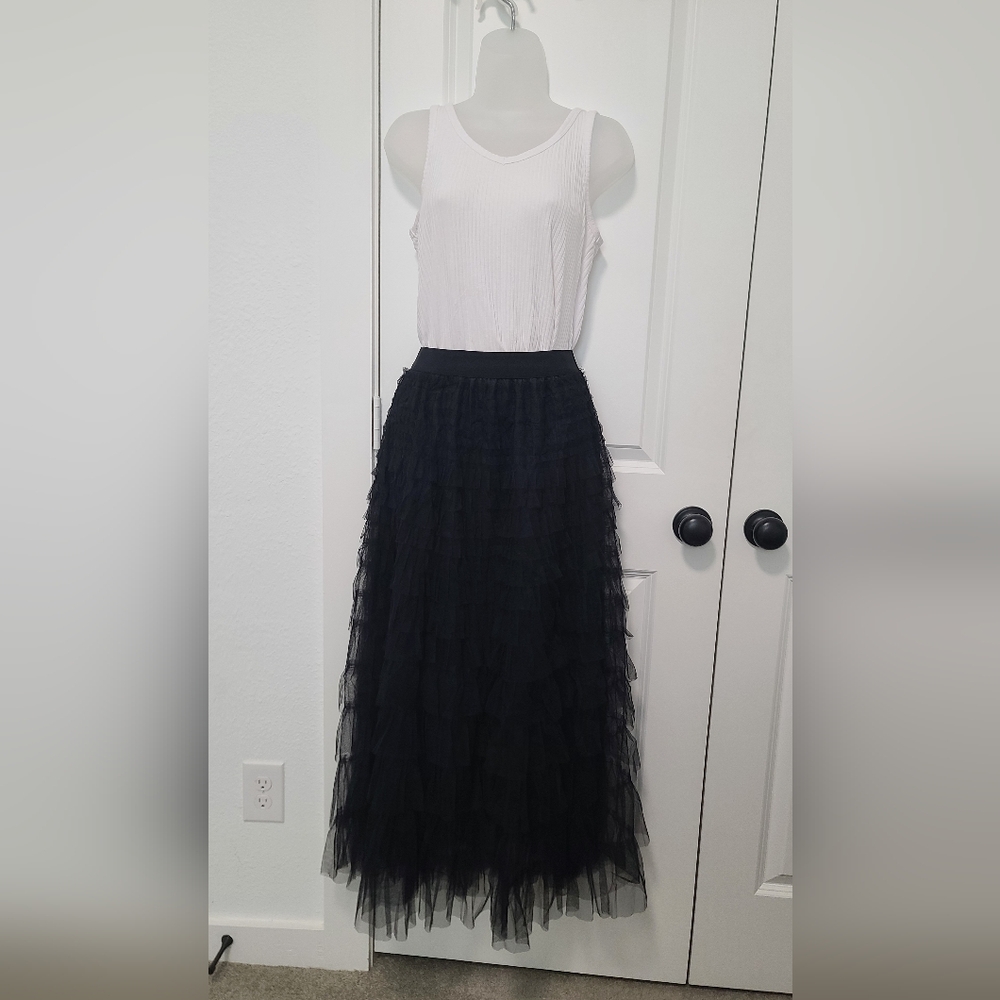 Gorgeous Studio West Black Layered Tulle Maxi Skirt